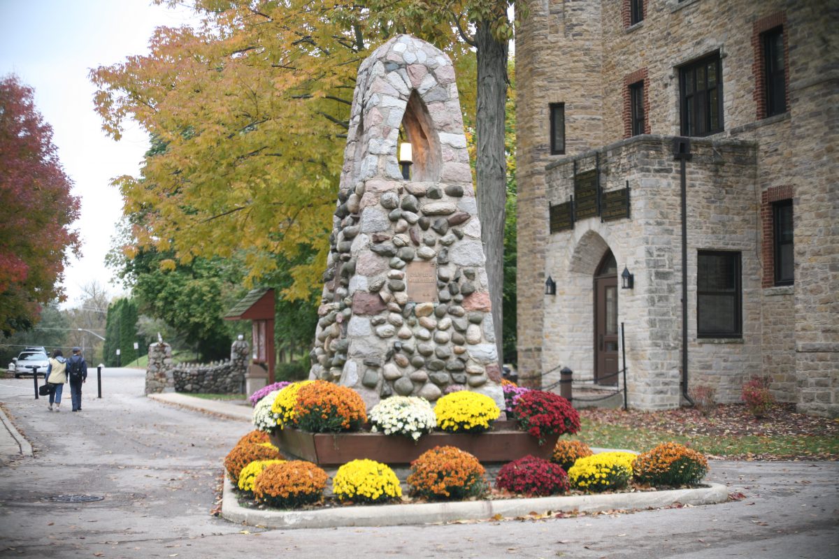 Heritage sculpture